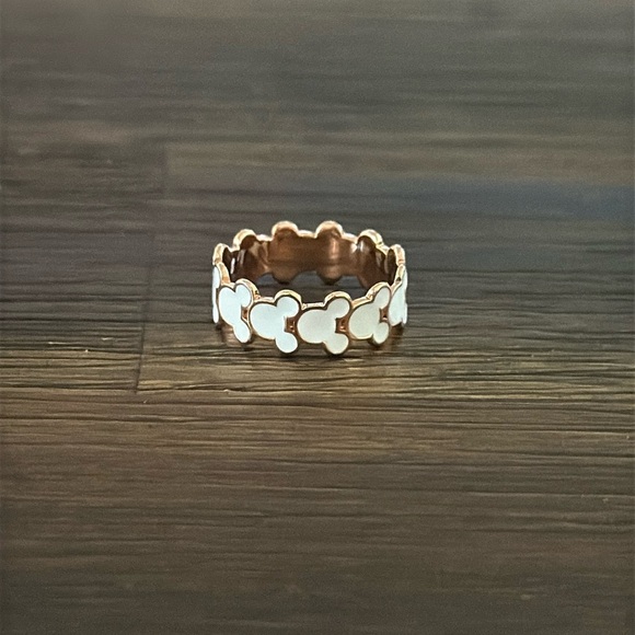 Pura Vida Jewelry - Pura Vida Disney Mickey Mouse White Enamel & Rose Gold Tone Band Ring Size 6 NWT